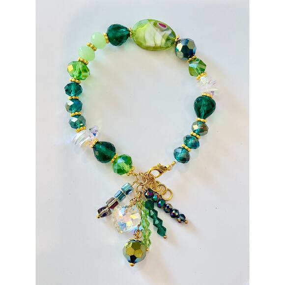 Green Swarovski Beaded Charm Bracelet - Picture 10 of 12